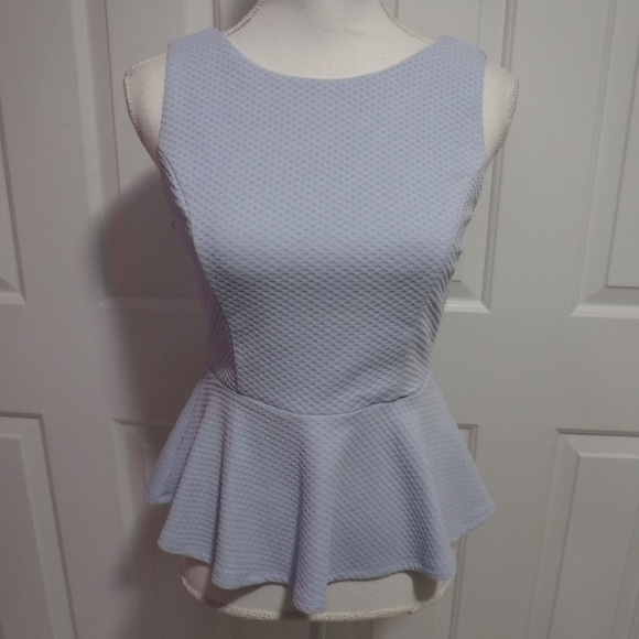Forever 21 Tops - 4/$20 Forever 21 Knit Top Peplum Rear Zip